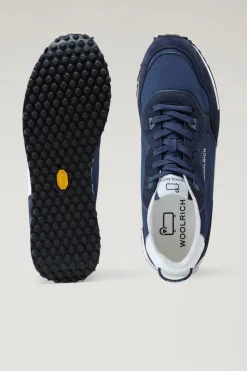 Sneakers><noscript><img width=