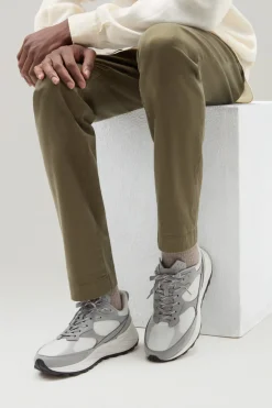 Sneakers><noscript><img width=