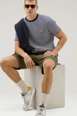 T-shirt><noscript><img width=
