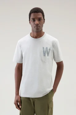 T-shirt>Woolrich T-shirt In Puro Cotone Con Taschino Light Grey Melange