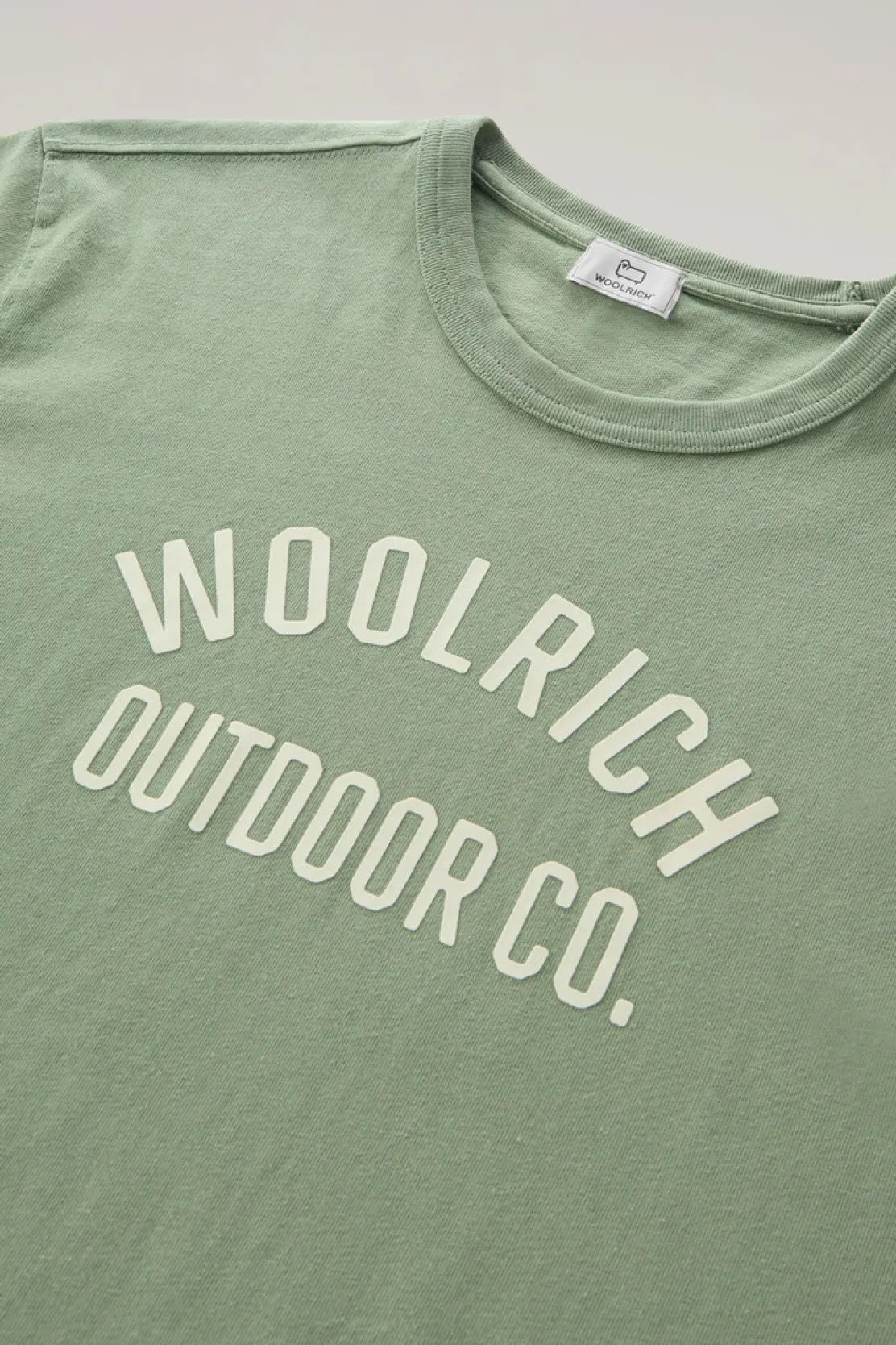 T-shirt>Woolrich T-shirt In Puro Cotone Con Scritta Tundra Grey