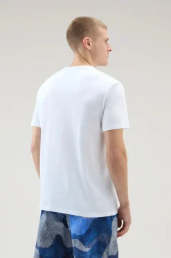 T-shirt><noscript><img width=