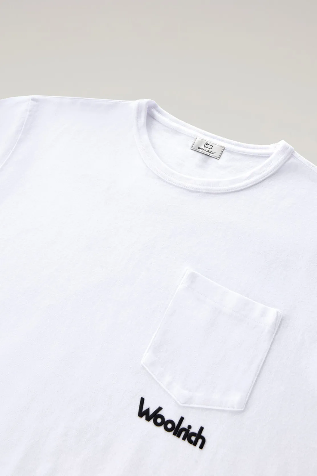 T-shirt>Woolrich T-shirt In Puro Cotone Con Stampa Trail Bright White