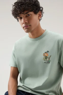 T-shirt><noscript><img width=