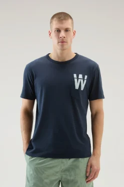 T-shirt>Woolrich T-shirt In Puro Cotone Con Taschino Melton Blue