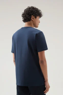 T-shirt><noscript><img width=