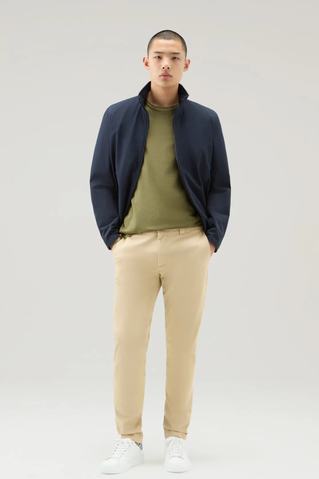 T-shirt>Woolrich T-shirt Tinta In Capo In Puro Cotone Lake Olive