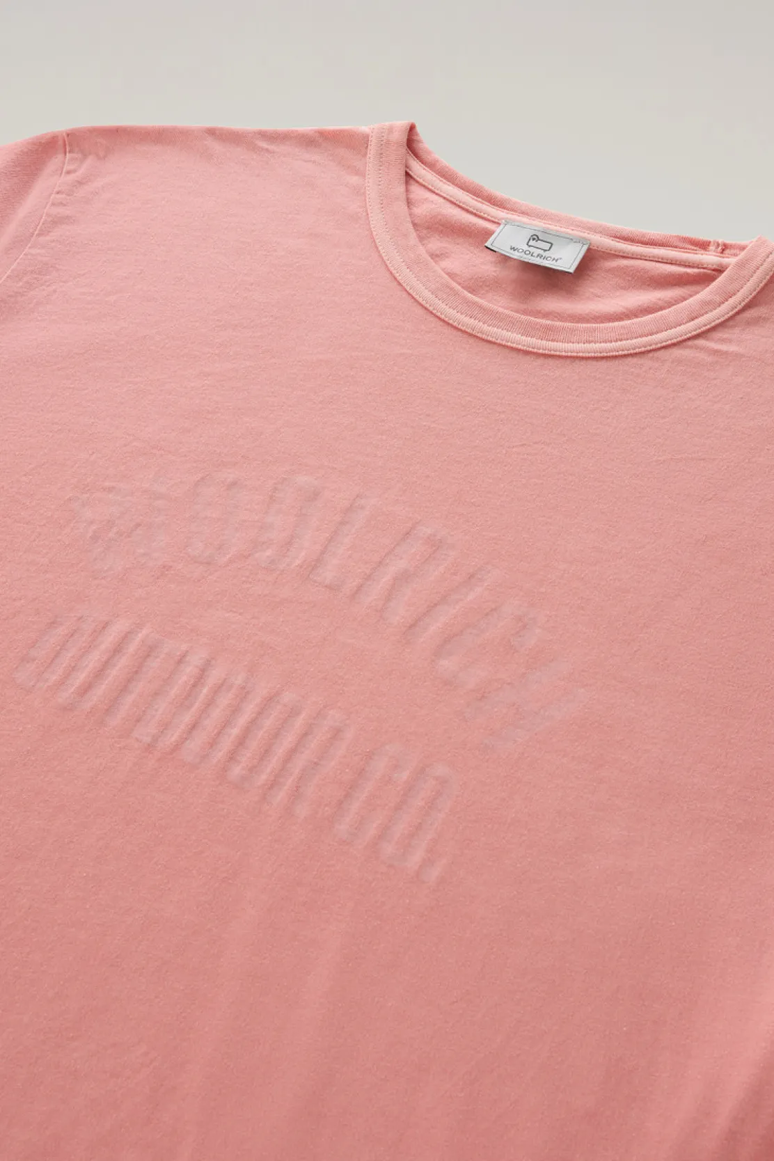 T-shirt>Woolrich T-shirt Tinta In Capo In Puro Cotone Con Stampa Coral Sand