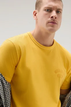 T-shirt><noscript><img width=