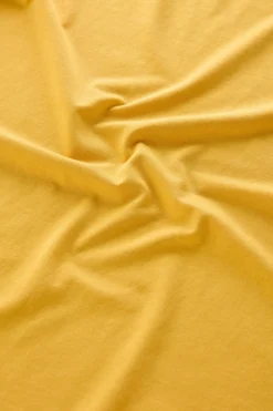 T-shirt><noscript><img width=